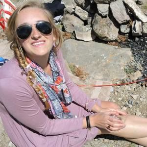 Meet your Posher, Anna